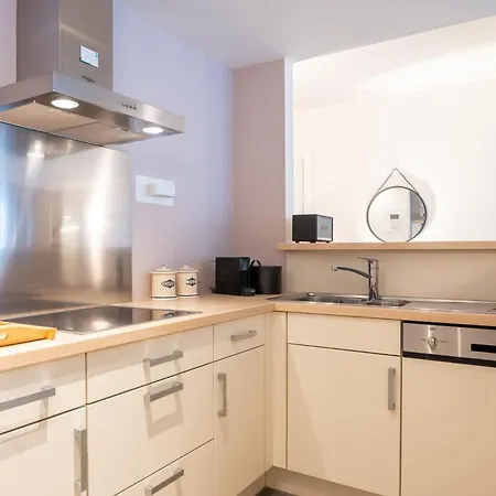Papa Figos - Classy And Spacious 2 Bedroom Daire Oostende